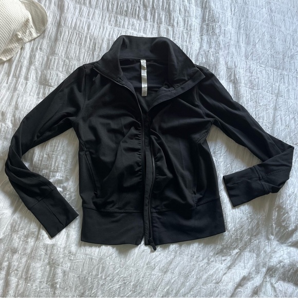 Lululemon Gather Up Jacket - Picture 2 of 8